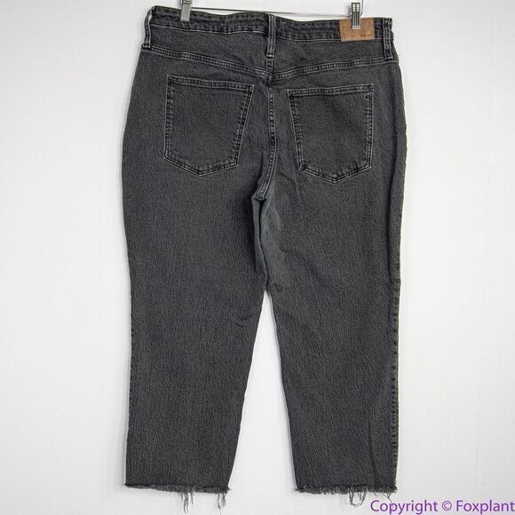 Madewell Curvy Petite Perfect Vintage Straight Jean in Lunar Wash, 33P - Picture 8 of 15